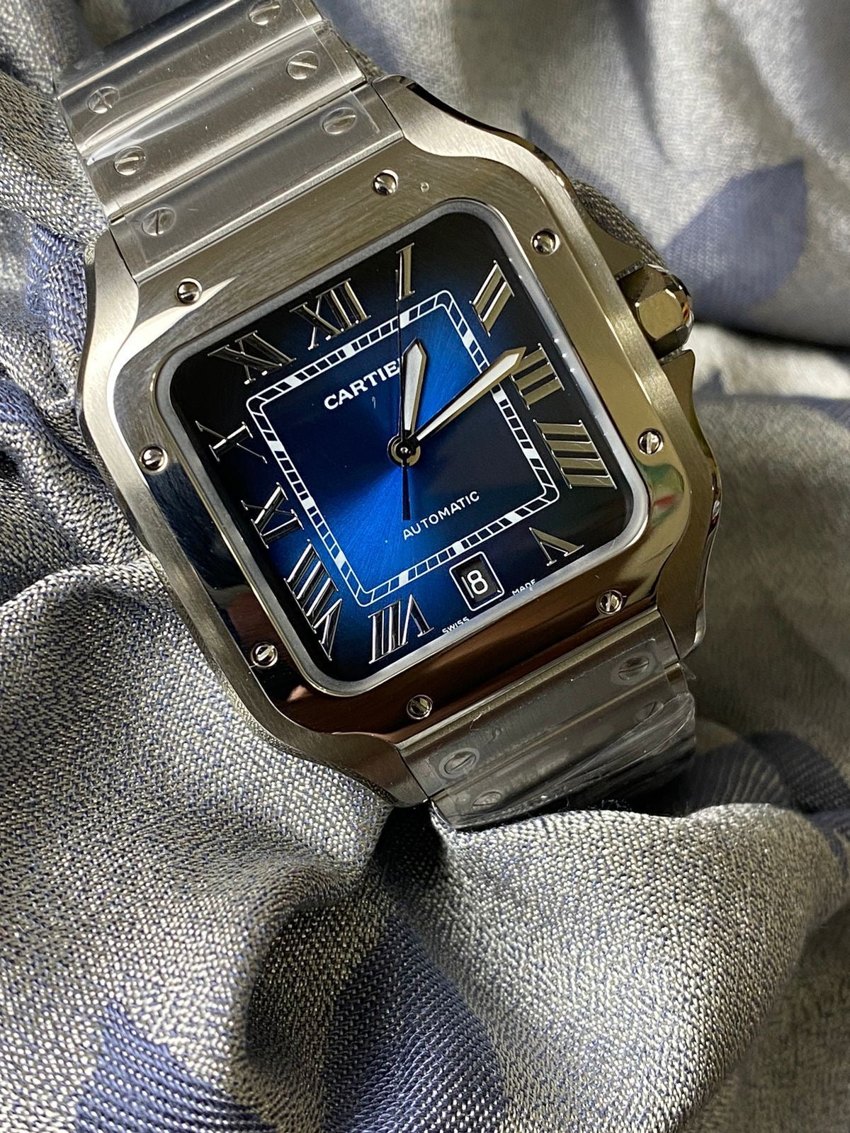 Montre Santos de Cartier bleu