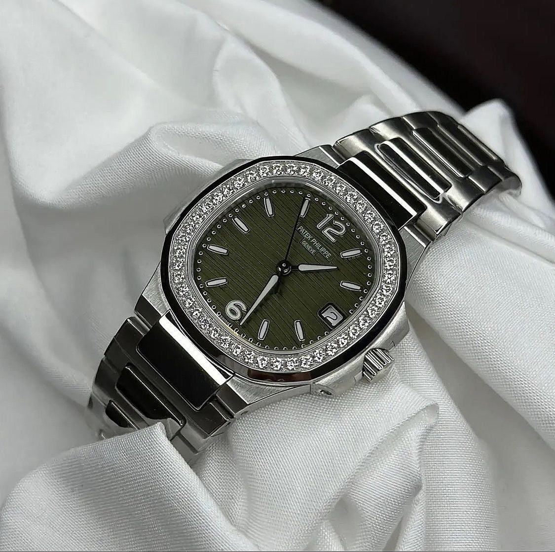 Patek Philippe Ladies Nautilus