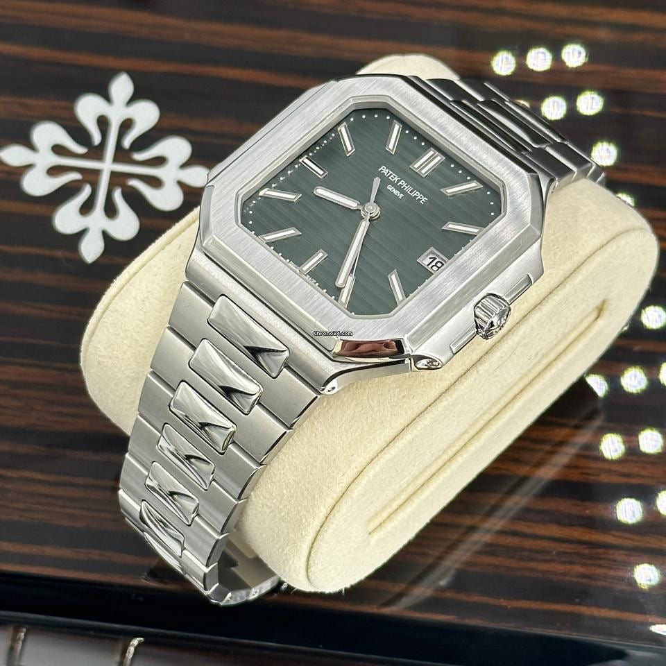 Patek Philippe Cubitus 5822P en platine avec un cadran vert olive