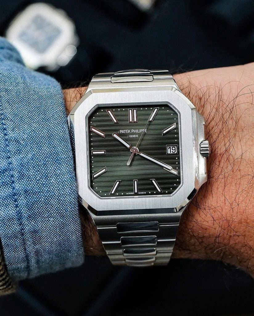 Patek Philippe Cubitus 5822P en platine avec un cadran vert olive