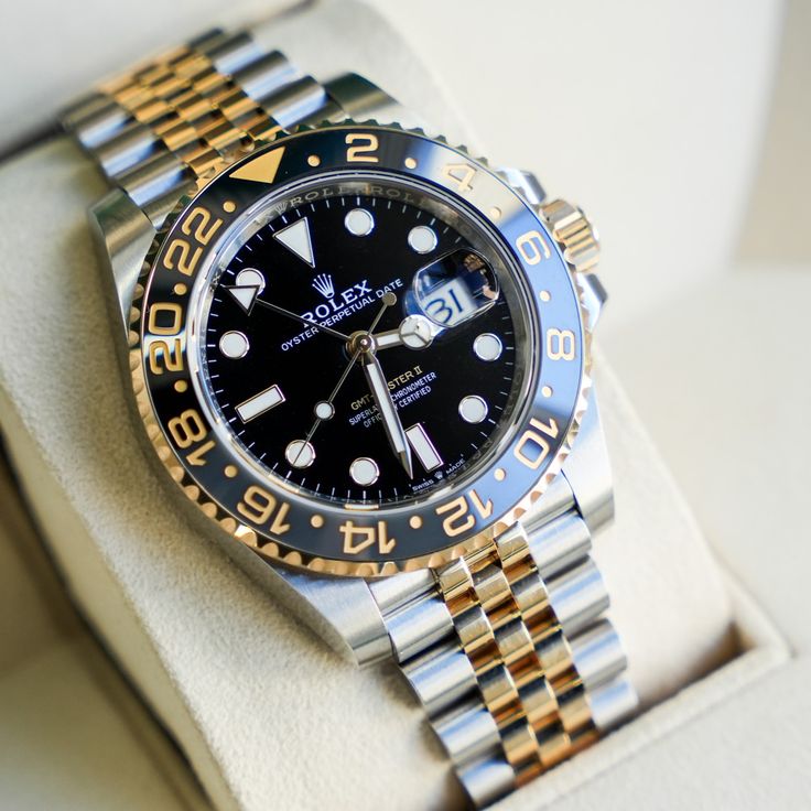 Rolex GMT-Master II Oyster, 40 mm, Oystersteel and yellow gold