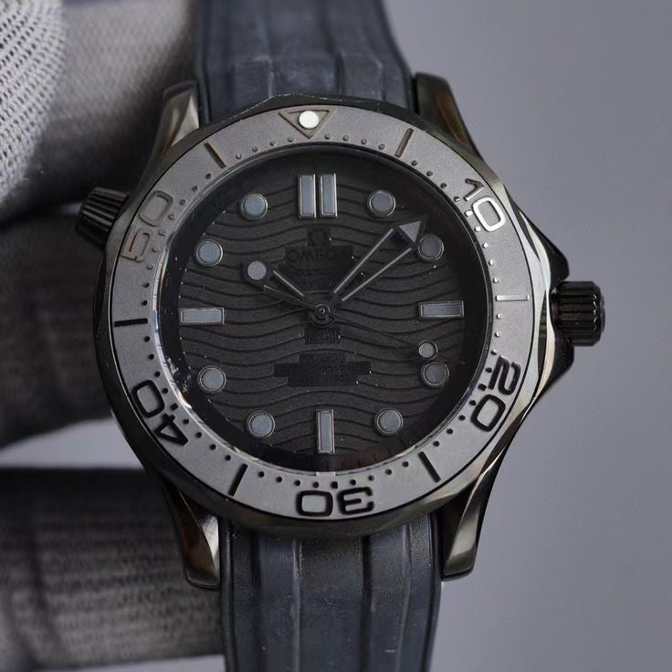 Omega Seamaster Diver Noir