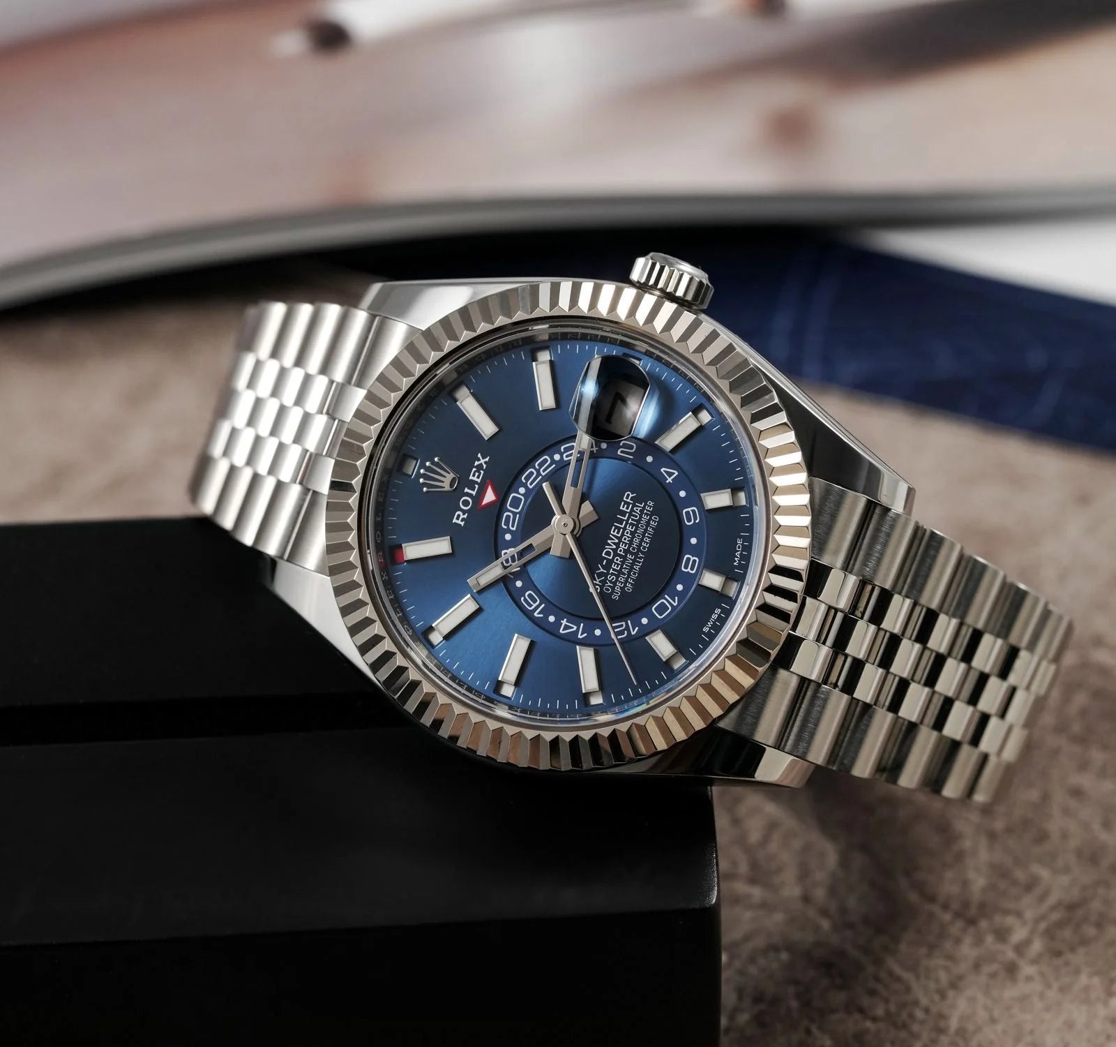 Rolex Sky Dweller Bleu