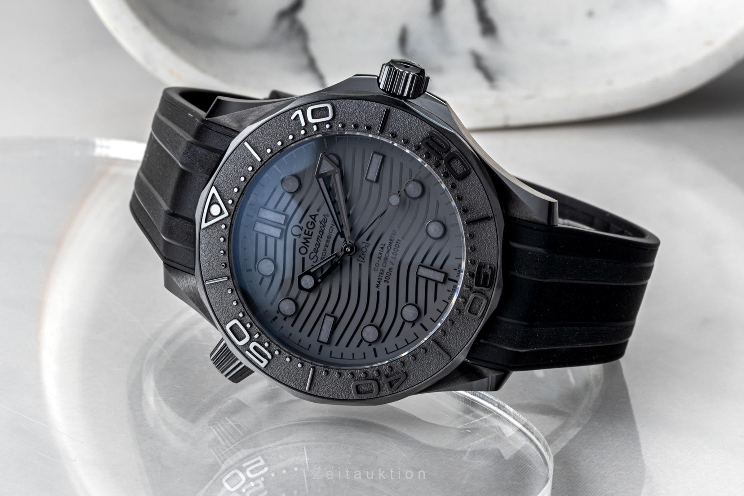 Omega Seamaster Diver Noir