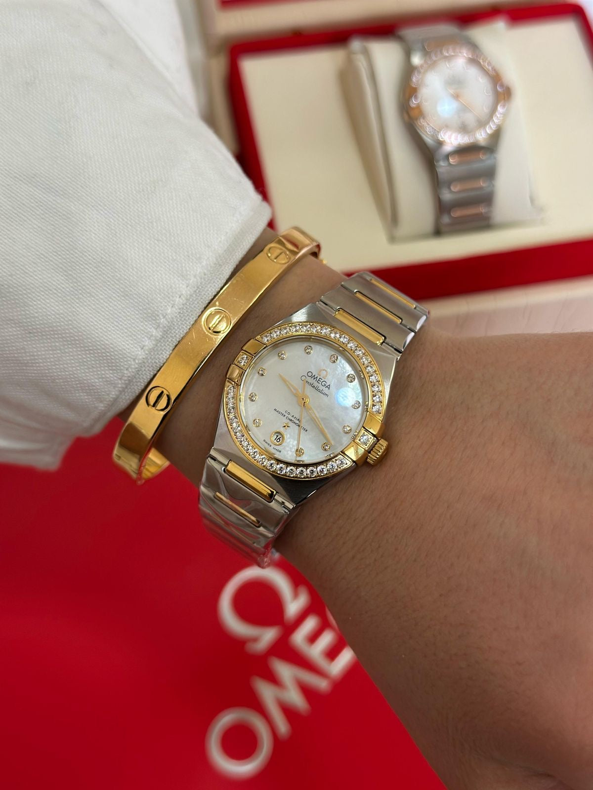 Omega constellation quartz - or sedna