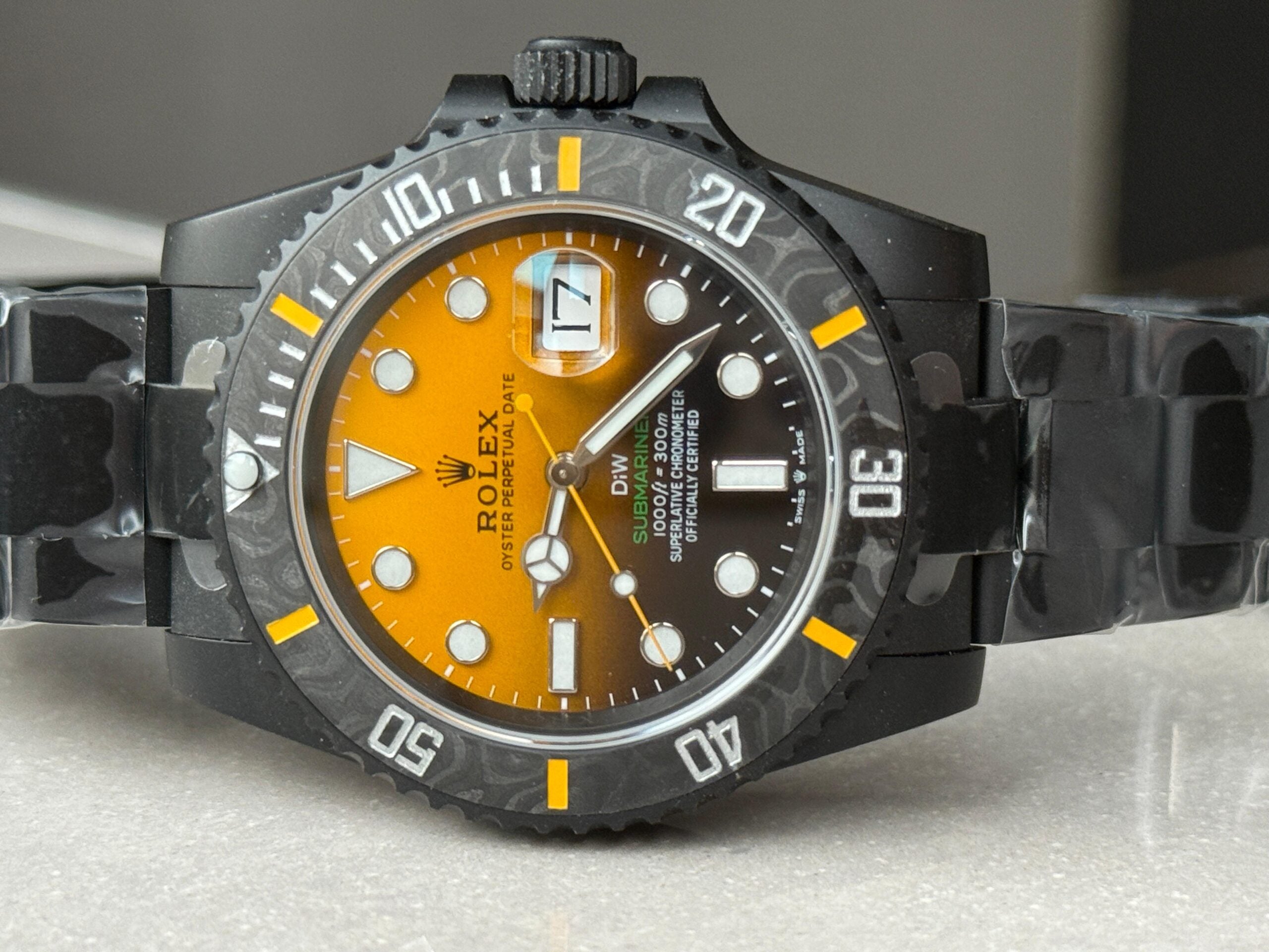 Rolex Submsariner Date